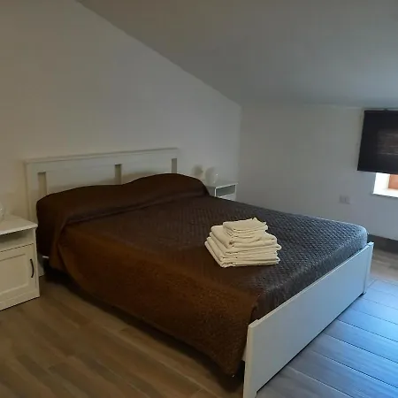 Fontana La Pietra Alloggio per agriturismo *