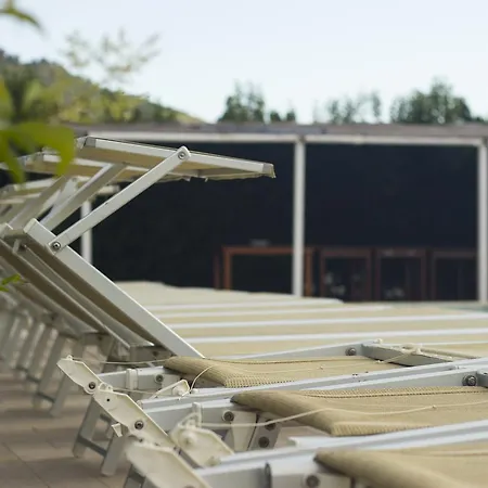 Fontana La Pietra * Pisticci