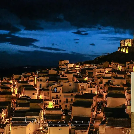 Fontana La Pietra Feriegård *