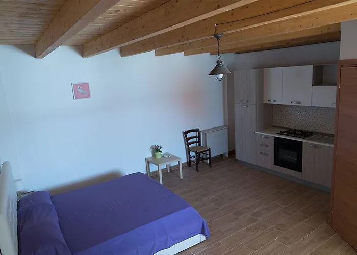 Farm stay Fontana La Pietra